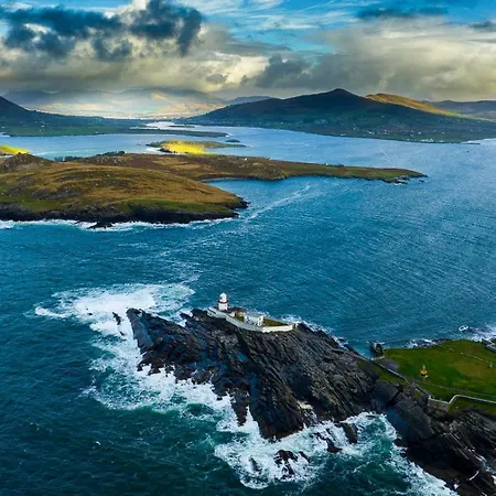 Double Decker Bus At Valentia Island Escape Camping Chapeltown