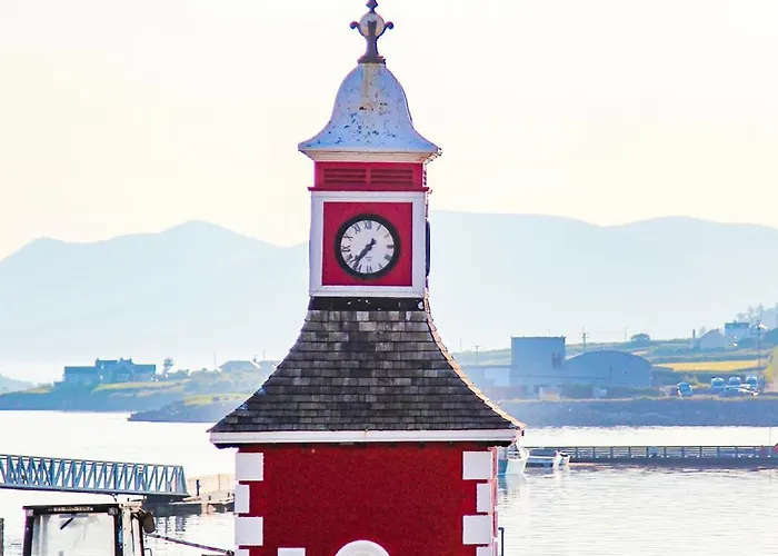 Campeggio Double Decker Bus At Valentia Island Escape